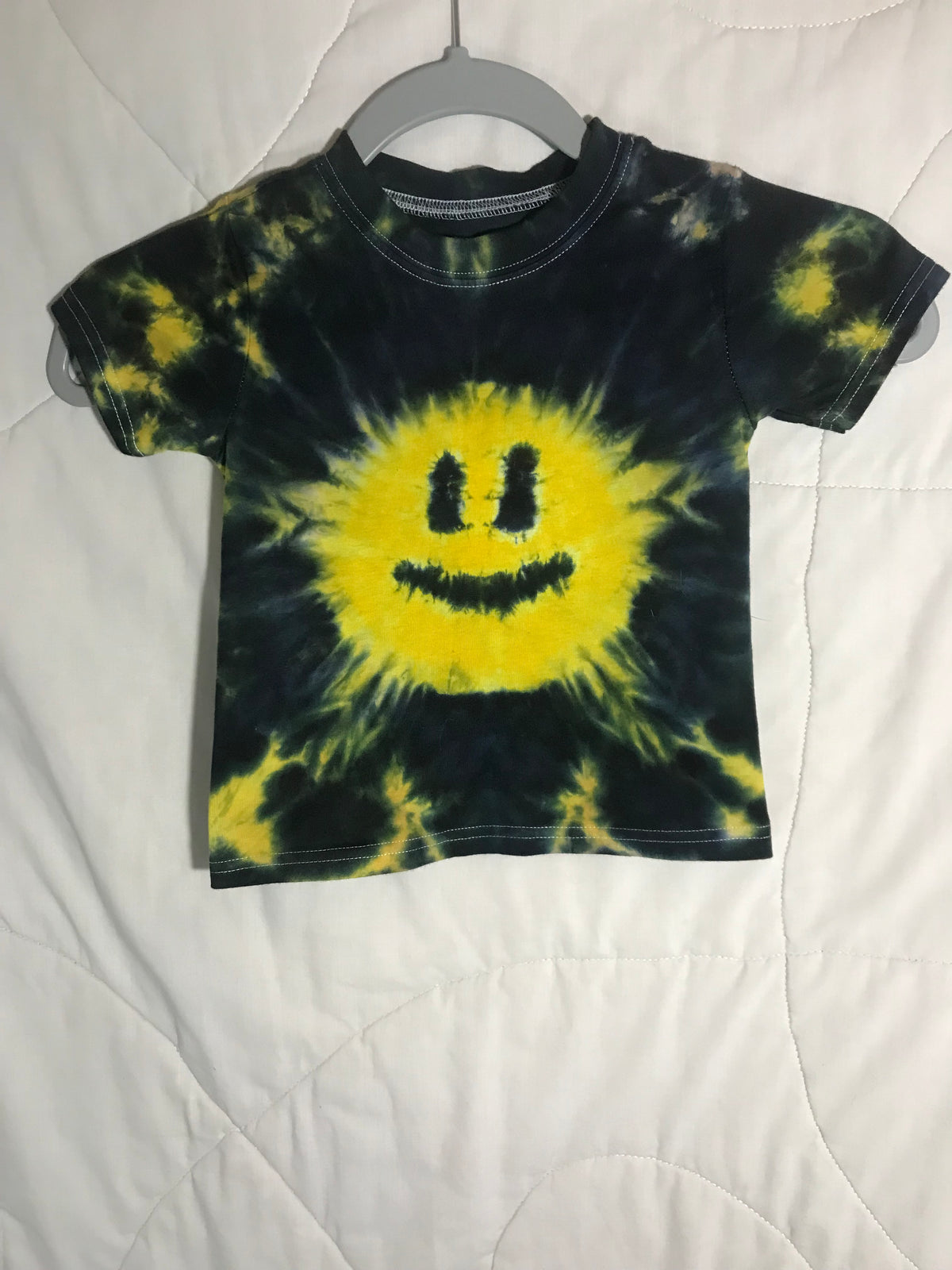 Toddler 2T Black and Yellow Smiley Face #1311