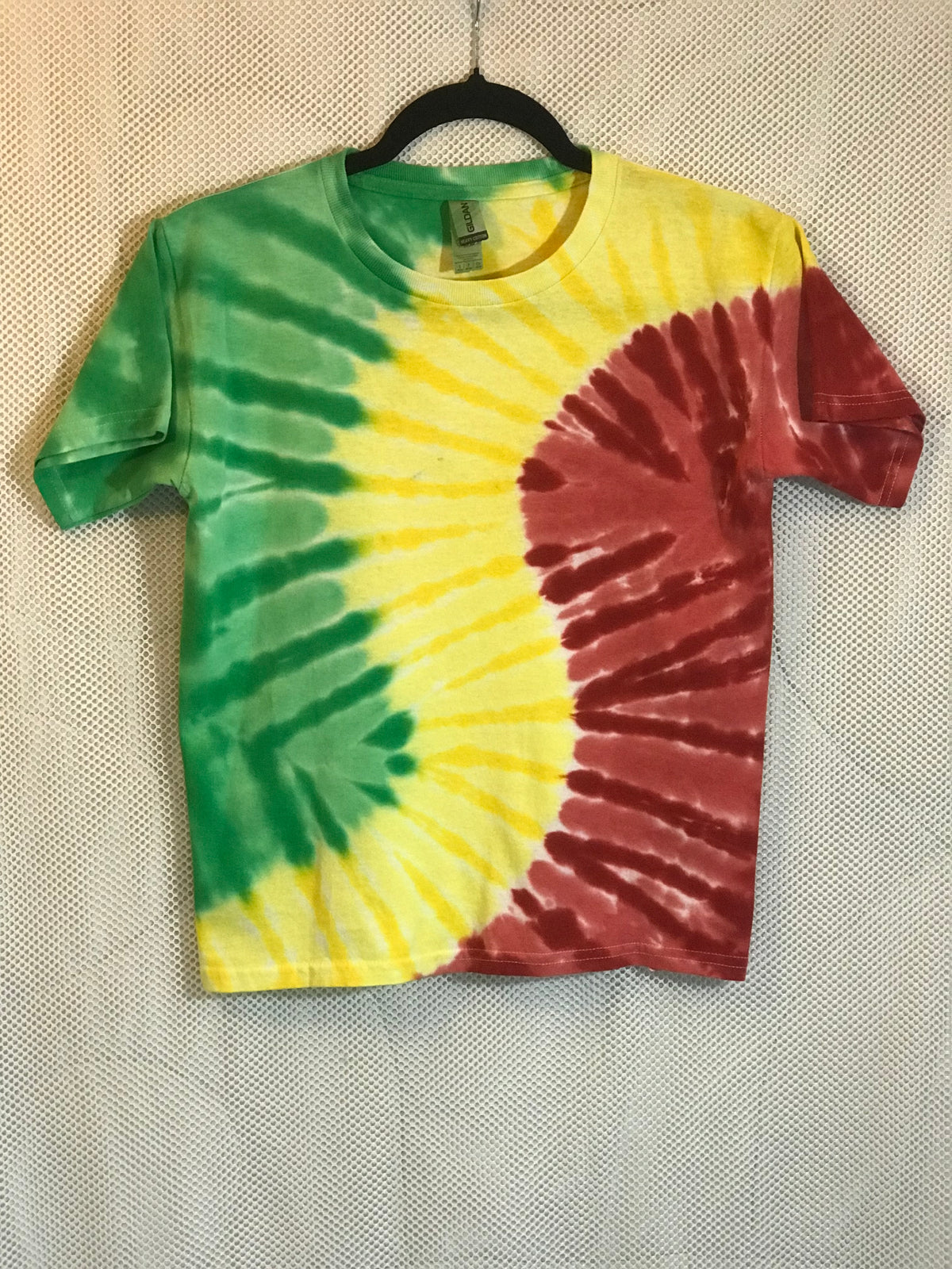 Youth Small Red Green Yellow S Stripe #1352