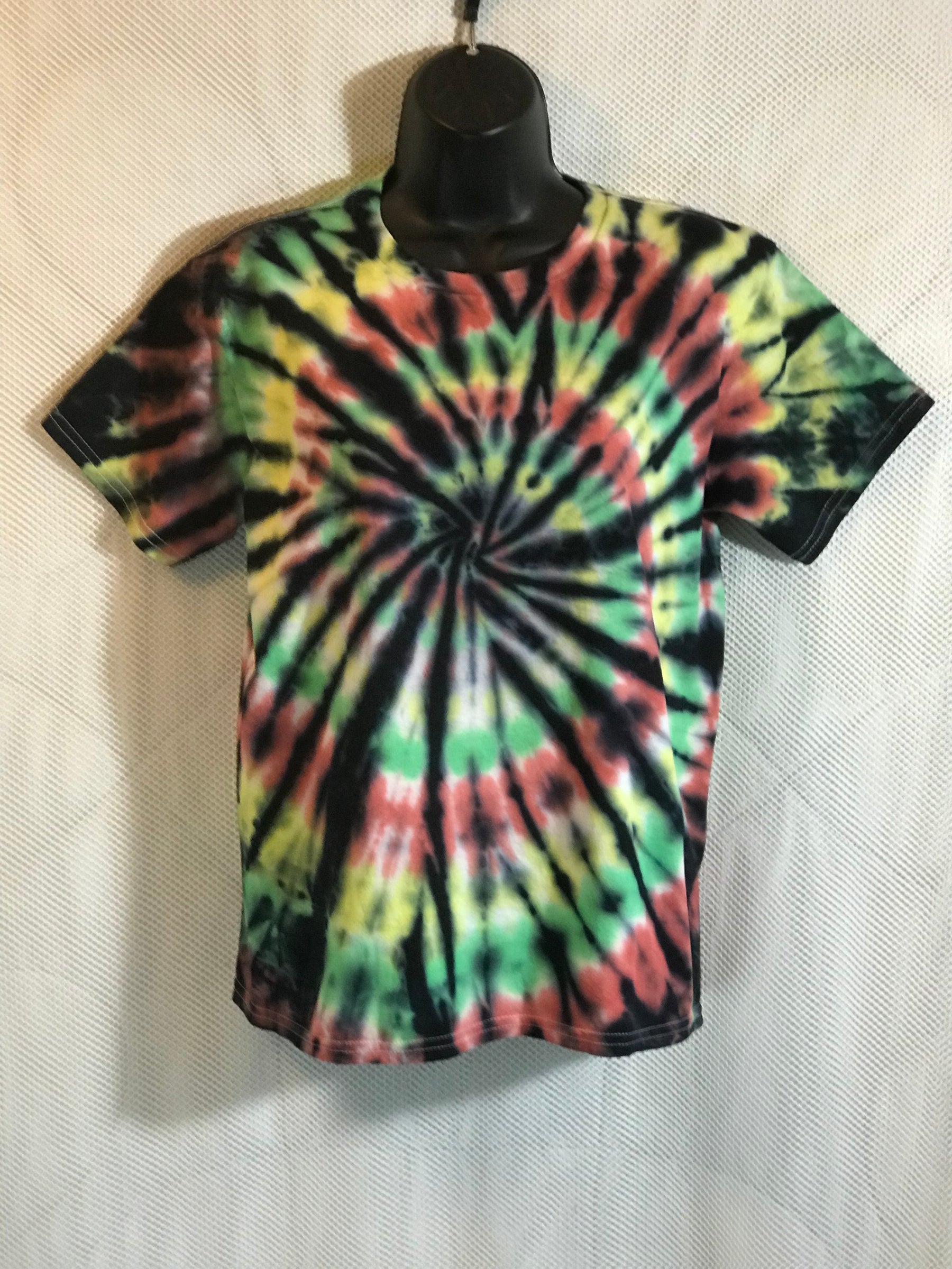 Youth Large Red Yellow Green and Black Spiral #1360