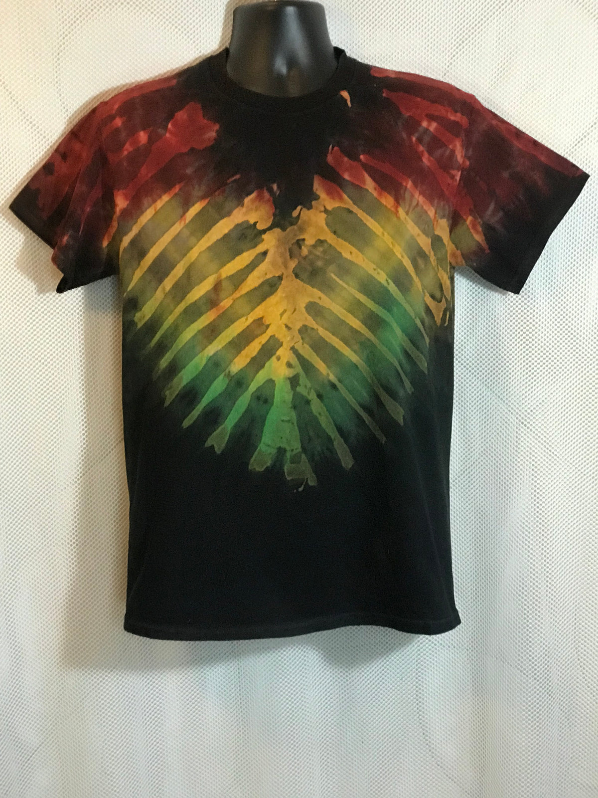 Adult Medium Black Red Yellow and Green Rib #248