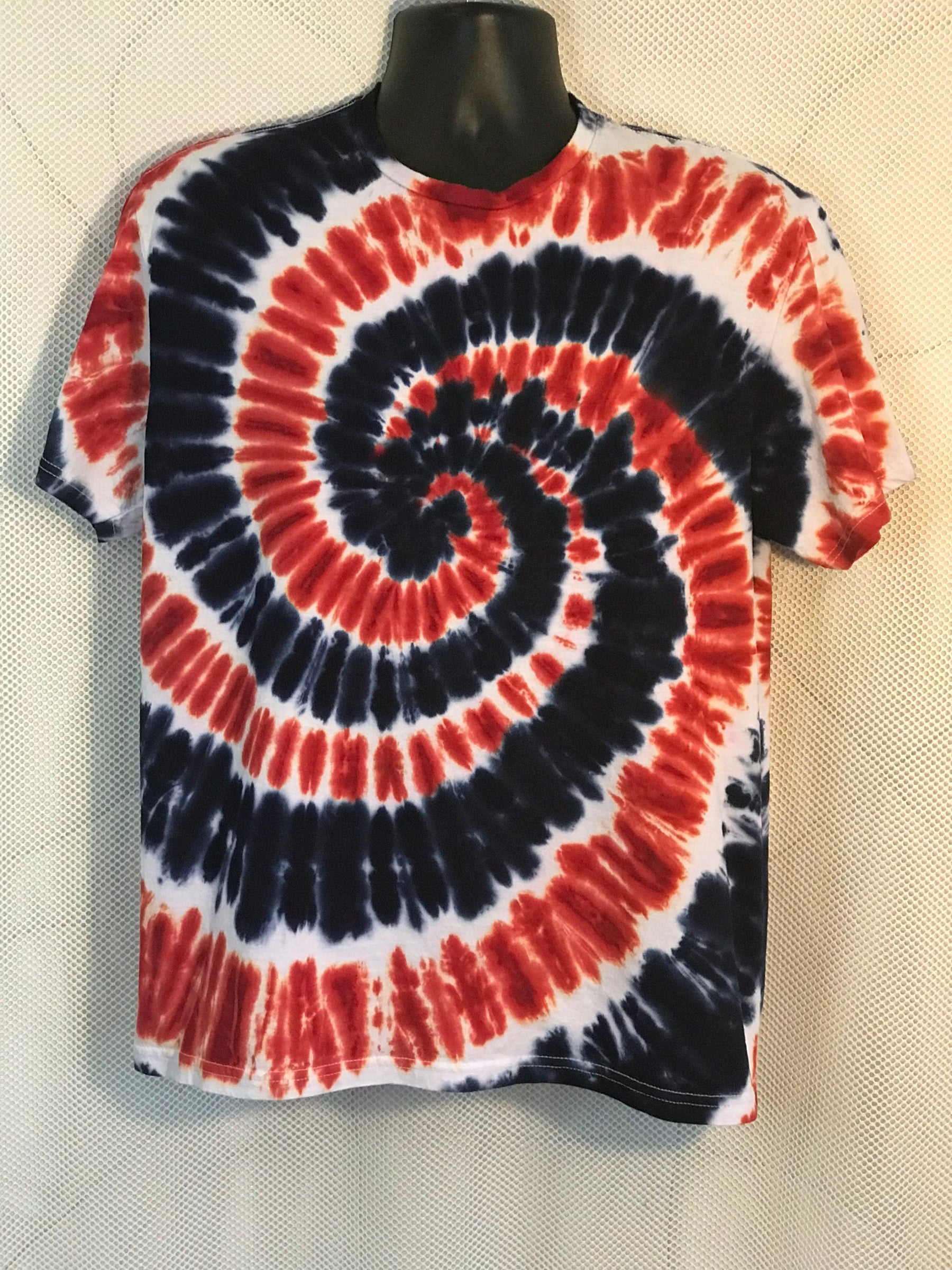 Adult Large Red White and Blue Spiral #472