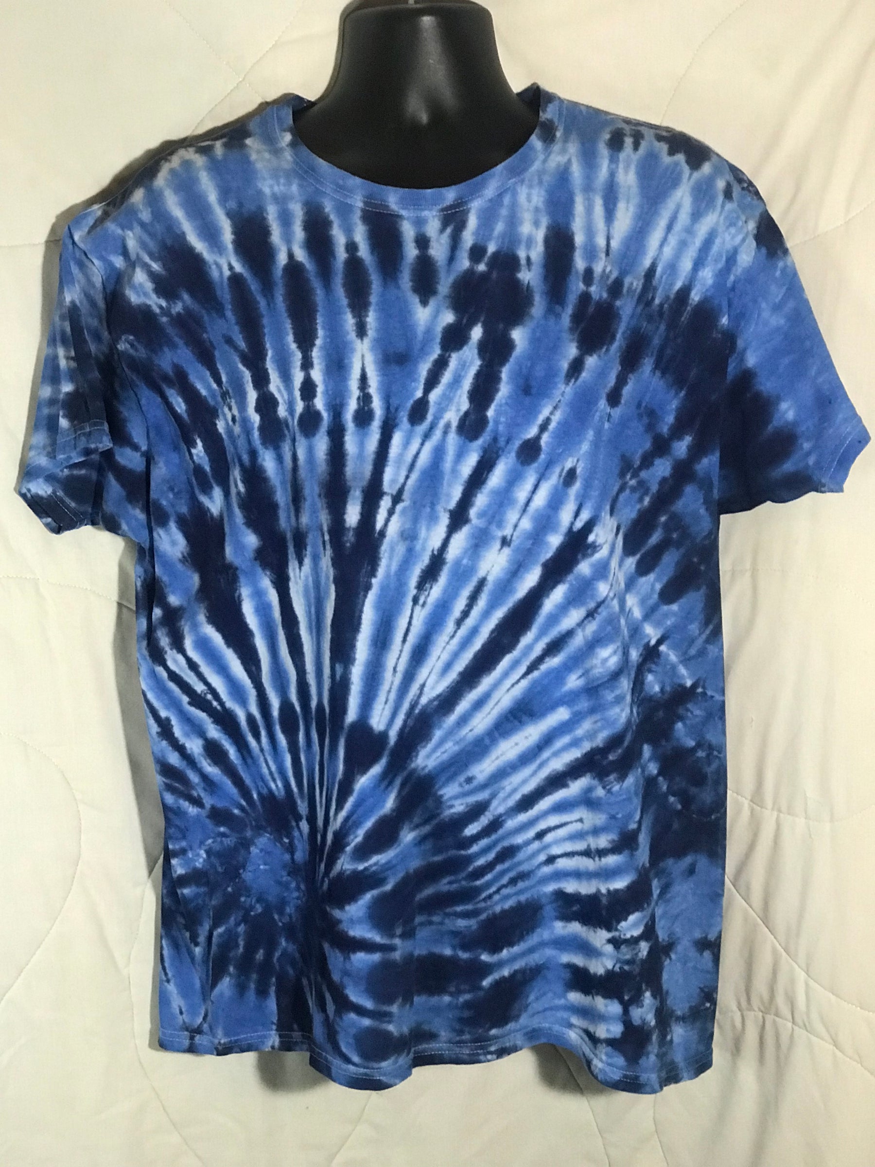 Adult XL Variations of Blue #601