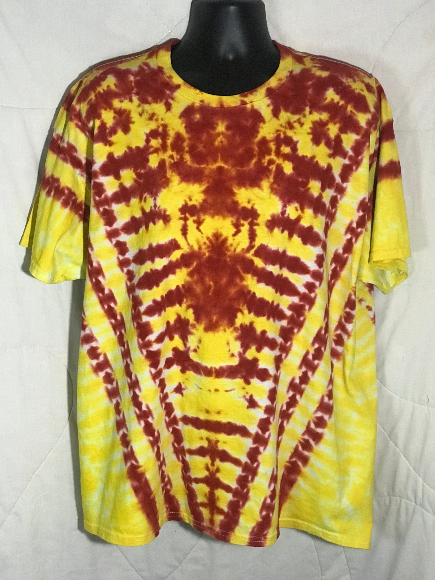 Adult 2-XL Red on Yellow V #854