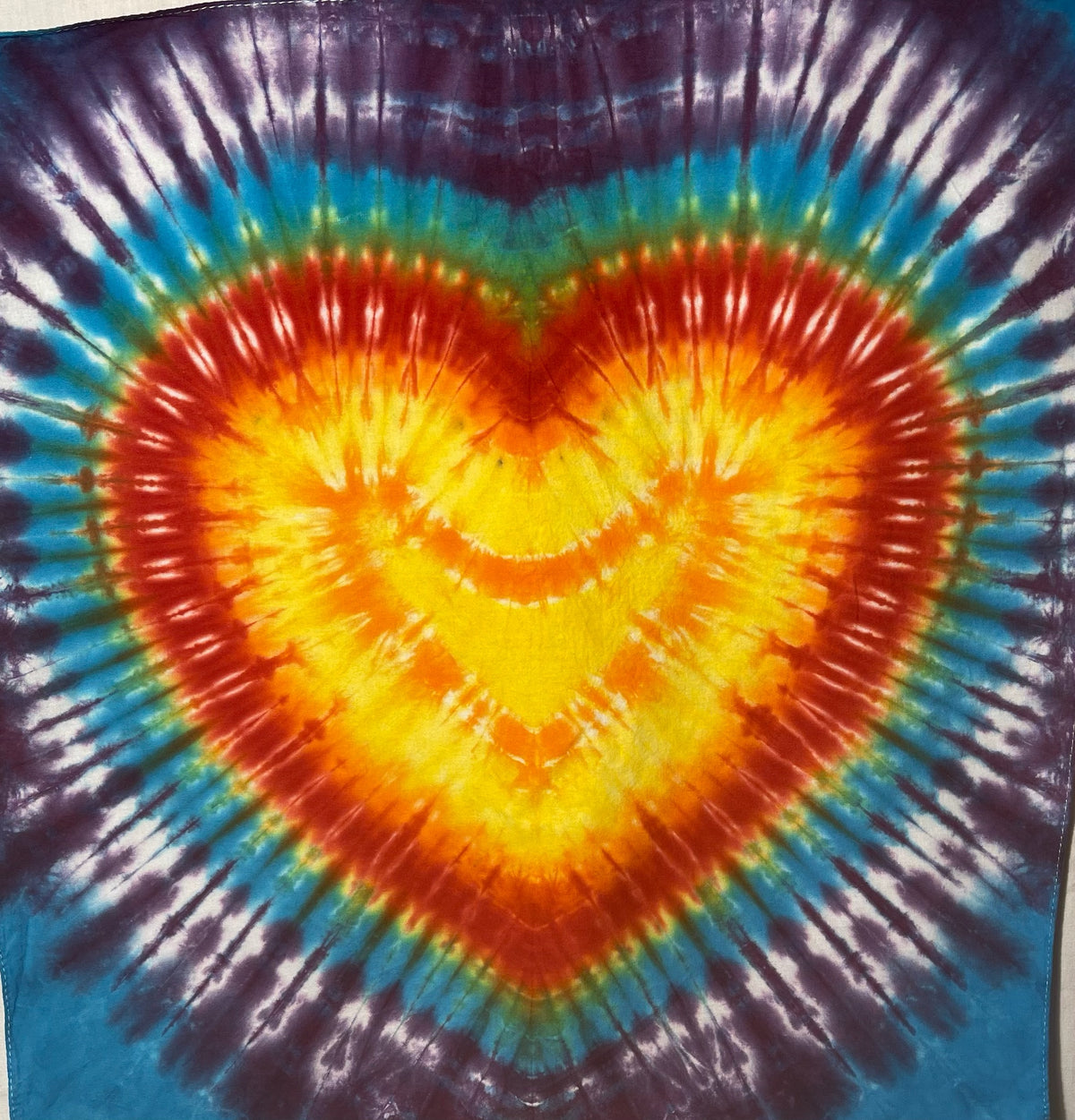 Bandana 22" x 22" Yellow Heart BA #027