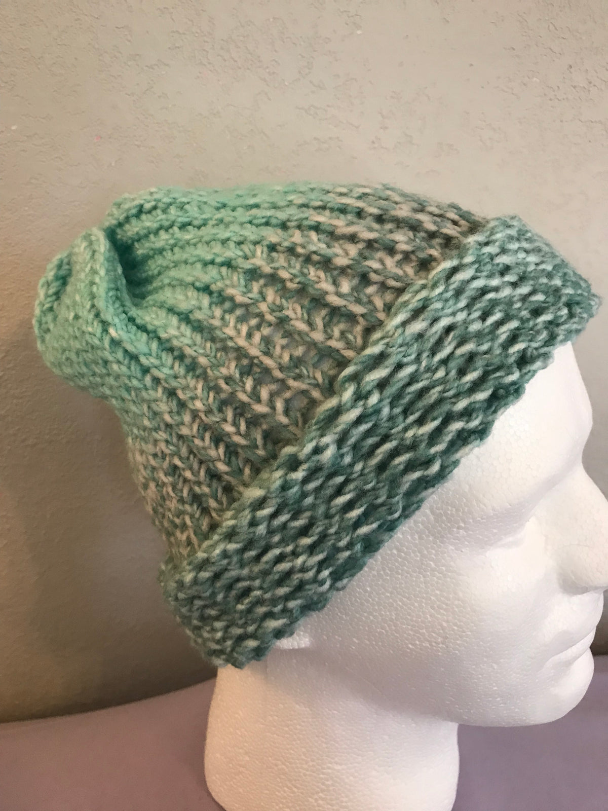 Adult Knit Turquoise Variegated SA #76